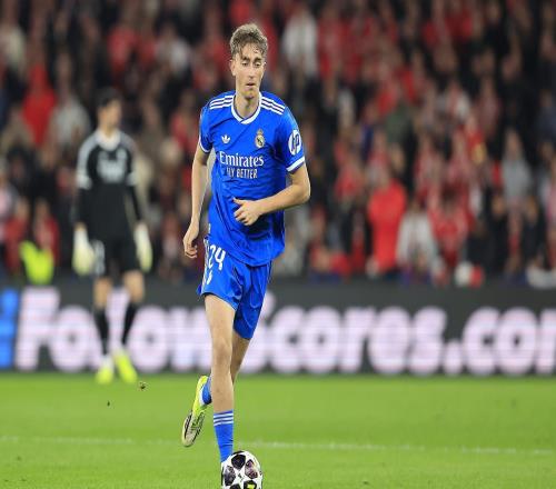 皇马官博发布赫伊森道歉内容:向中国朋友们真诚致歉转发纯属无心之过