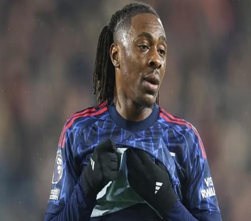 永贝里等人盛赞埃泽:防守他一定是噩梦般的体验