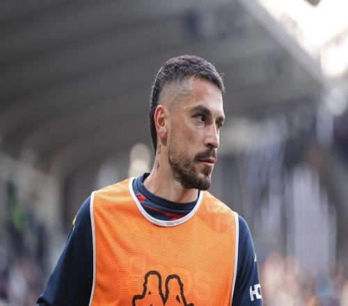 大连英博球迷乐开花了！球队官宣阿奇姆彭加盟，冲击亚冠稳了