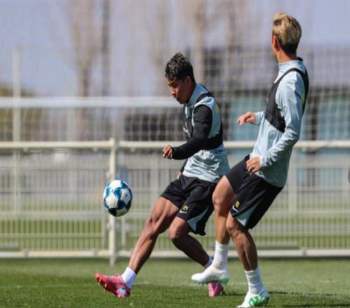 3131！国安完胜铁人两飞翼破门成都击败西海岸拜合拉木双响