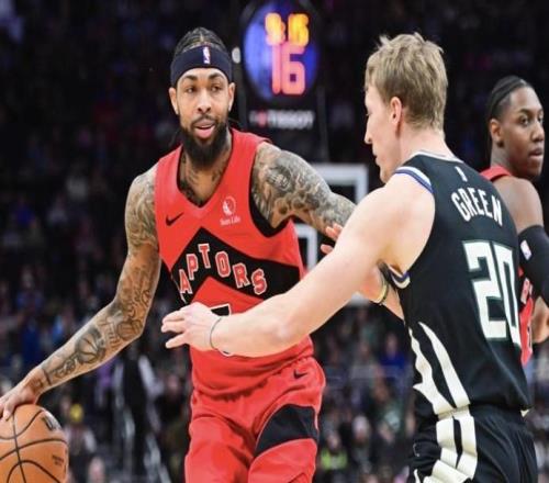 打回原形！雄鹿28分惨败劲旅：字母哥仍缺席，波特空砍21+10