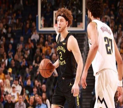 波齐姆斯基末节15分造逆转!科尔:他很自信敢于承担关键投篮