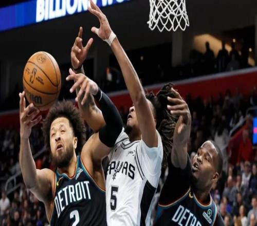 马刺克活塞:文班亚马真是一道闪亮的风景线_NBA直播