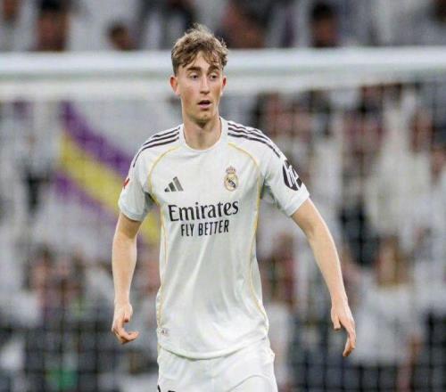 赫伊森辱华！皇马微博发布特供道歉，国际社媒、赫伊森账号没表示