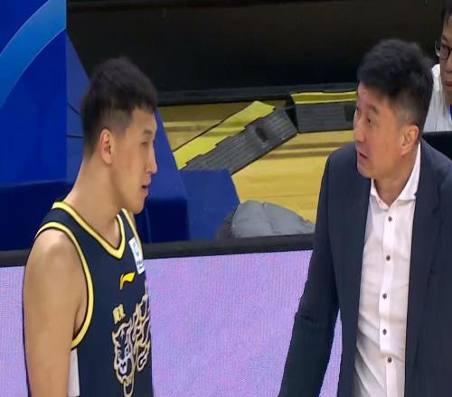 交易杜润旺崔永熙自曝能打四号位,广东队有望迎来大换血!