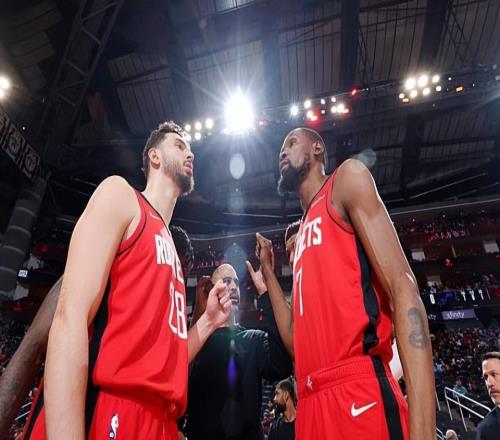 个人状态有所回暖,但火箭内线抓支柱的场上效果其实依然很一般