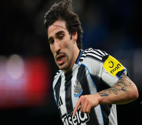 一场32，让英超劲旅完成双杀，成功晋级：杀入欧冠16强