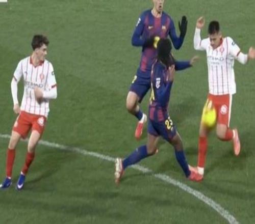 巴萨认可裁判技术委员会承认VAR错误:不仅要承认更要避免