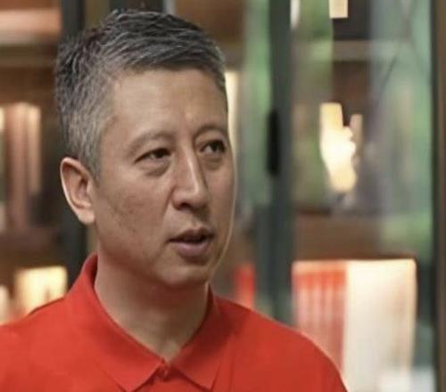 胡明轩赵嘉义落选男篮12人大名单,郭士强指导断臂求生