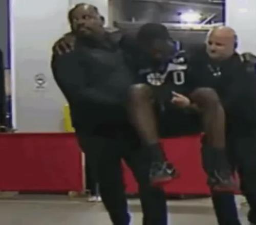 确诊了！文威ACL撕裂！火箭前锋公开道歉