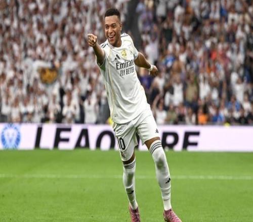 队报：姆巴佩中途退出皇马周二的训练，出战本菲卡存疑