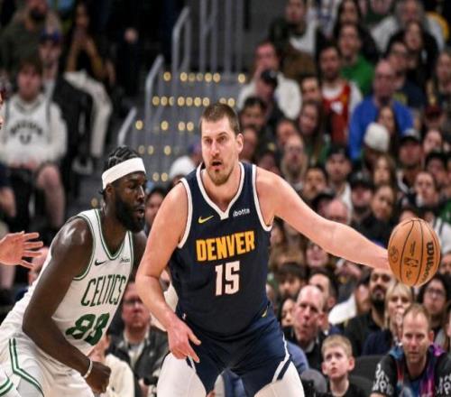 约基奇发威大破绿军:第15次轰30+15联盟第一