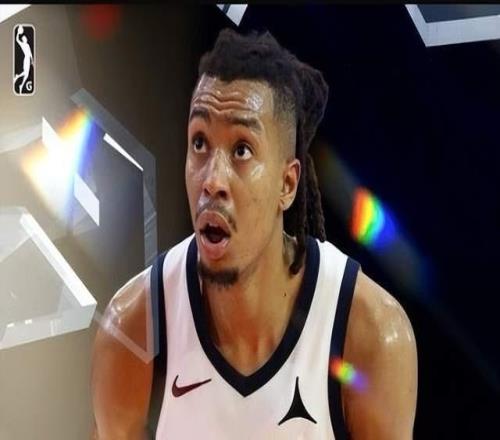 裁掉萨林杰+签下2米18强人杜锋为总冠军要搏一把，朱芳雨出手了