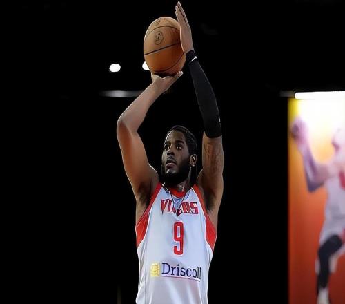 进攻端的能力正在被不断开发，火箭二队锋线新秀的进步非常明显