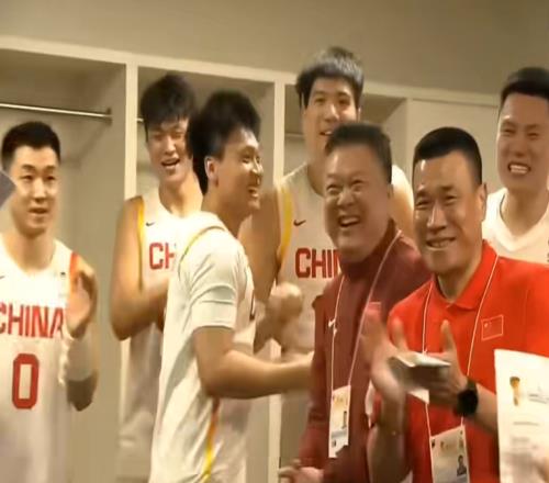 中国男篮逆转仅1夜，FIBA惹争议：称“偷走”日本胜利，连夜修改