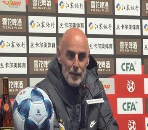 穆斯卡特：更换梅伦多是基于球队现有特点做出的决定，我会为此担责！