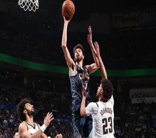 21个篮板创生涯新高！霍姆格伦：这是一场了不起的胜利