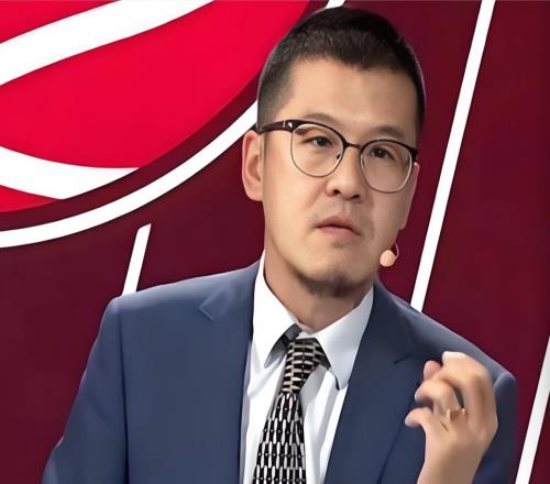 有意思！周琦解说中国男篮，比赛还没开始，却遭到杨毅调侃