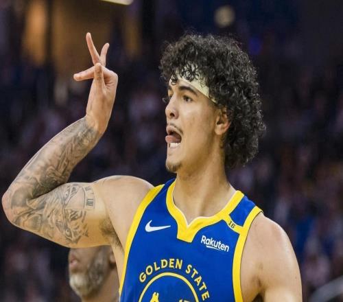 次轮秀逆袭!3年1500万美元!恭喜桑托斯,提前续约勇士!