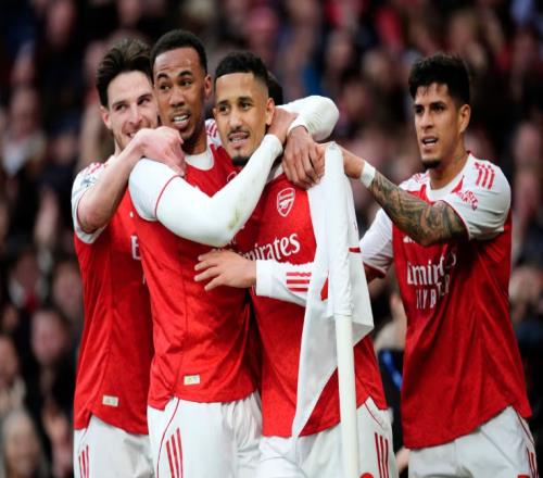 角球制胜！阿森纳凭定位球战术领跑英超，或创历史夺冠纪录