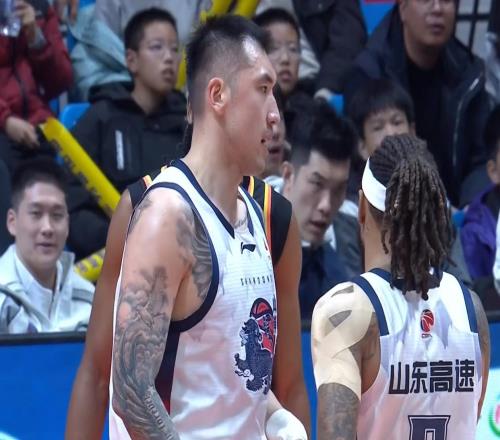 大鱼来了!山东男篮新小外援曝光,奥拉迪波成第一人选