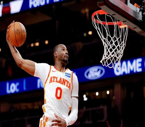 场均21分7篮板3助攻，库明加为自己正名，老鹰球迷杀人诛心