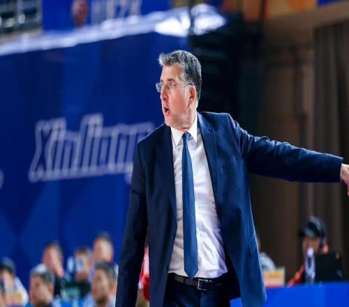 CBA豪门摆烂！两名主力赛季报销，外援也不换了