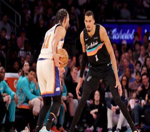 马刺惨败尼克斯,分析师发出警告