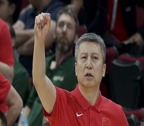 下课危机解除2场险胜，郭士强更衣室大哭，原因曝光，赵睿祝福