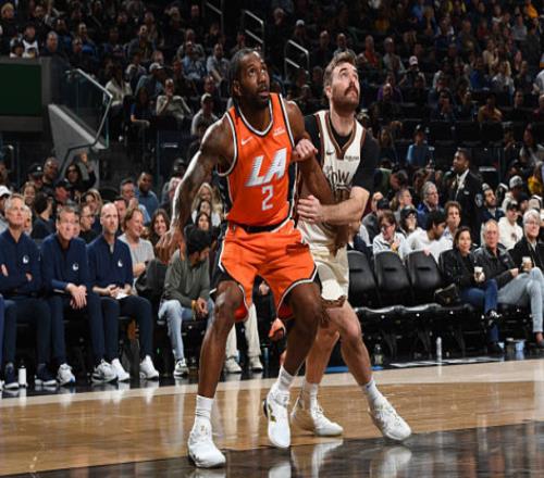 勇三崩快船轰7245逆转!与对手仅差1.5胜场勇士将打雷霆和火箭