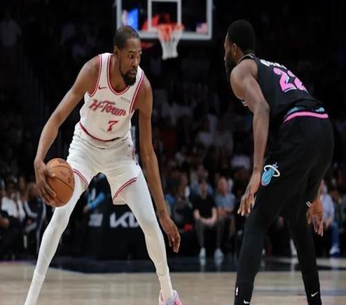 狂胜28分，又24分大胜！NBA最神奇队伍诞生，老詹要冲击第5冠