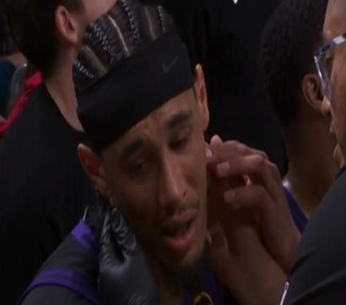 狂赢92分!被胖虎肘歪脖子硬抗,艾妃啊,这才是湖人的中锋