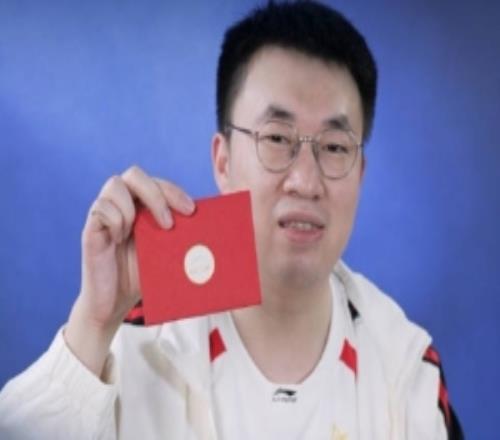 LPL赛事：选手们为孤独症朋友送上新年贺卡