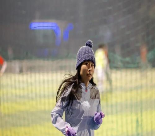 平凡集结,向光起跑百练成金,逐金小队的半马启航记