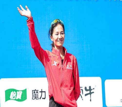 深一度谁在“养活”中国的职业马拉松跑者