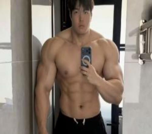 网友整活“男生很加分的九句话”：我依旧是世一上闹剧结束了！