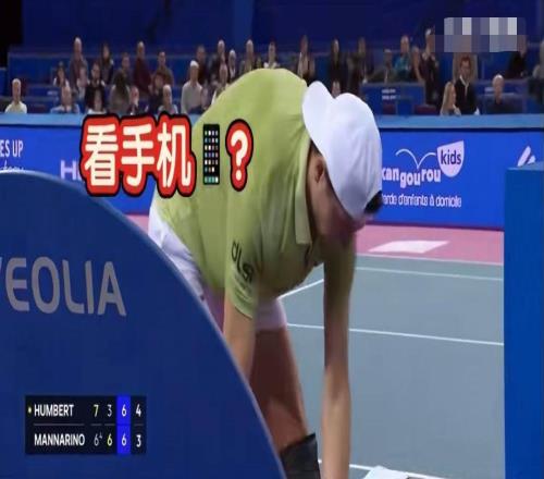 安贝尔抢七看手机遭逆转被质疑打假球，小威教练力挺女网打五盘！