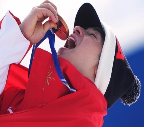 首届冬奥会斩获两枚奖牌，李天马为自己画下了新的起跑线