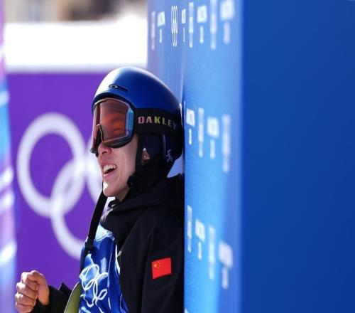 22岁生日当天斩获冠军，苏翊鸣夺得中国代表团米兰冬奥首金