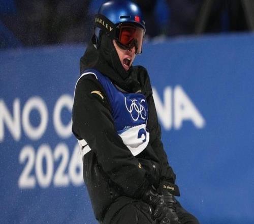 深一度伤病与低谷挡不住热爱，21岁的苏翊鸣还在追寻