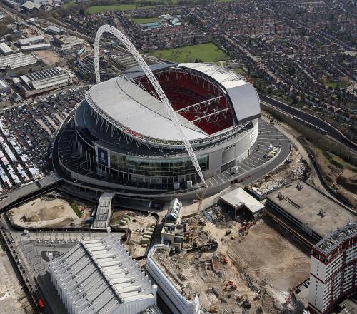 温布利有望承办2030年欧冠决赛诺坎普则将迎来2029年决赛_西甲直播