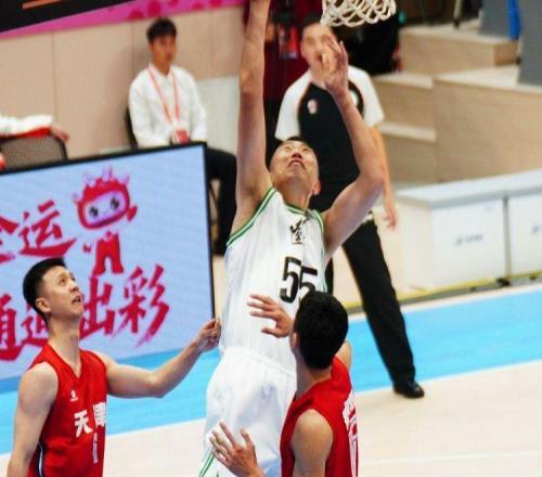 10分钟轰下21分！韩德君把天津王牌打自闭了，球迷：好意思退役