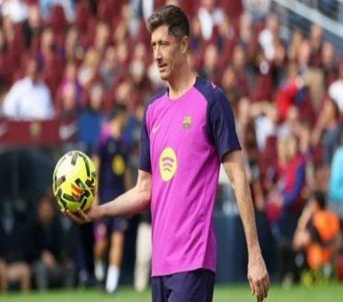 莱万不打算冬窗离开巴萨