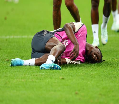 阿斯大吐苦水卡马文加居然身体不适这下可真要缺席与乌克兰的表演赛了_西甲直播