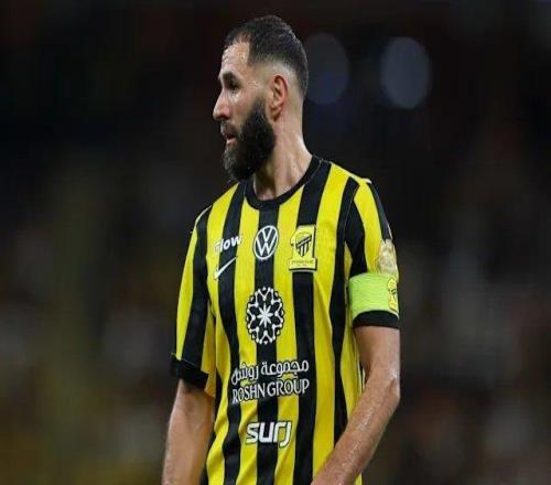 本泽马：不排除回归法国队