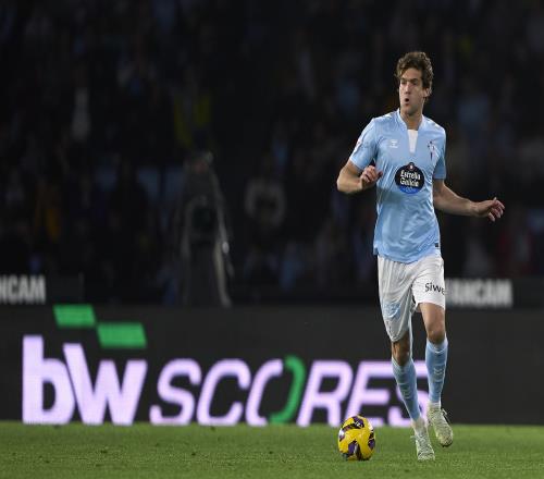 马科斯阿隆索赞誉本泽马C罗与迭戈科斯塔在锋线的卓越表现_西甲直播