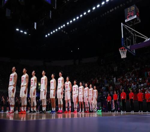 不打了！宣布退出！中国男篮离队第一人