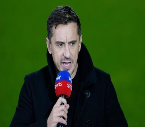 内维尔评论曼联五后卫阵型的无效性卢克肖表现令人失望_英超直播