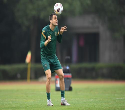 弗兰克对中国的热爱和对莫德里奇的绝对崇拜真是奇迹般的完美结合_中超直播免费直播视频直播