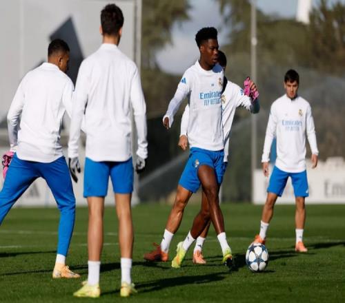 皇马官方宣布马斯坦托诺参与全部训练赫伊森和阿拉巴进行室内单独训练_西甲直播